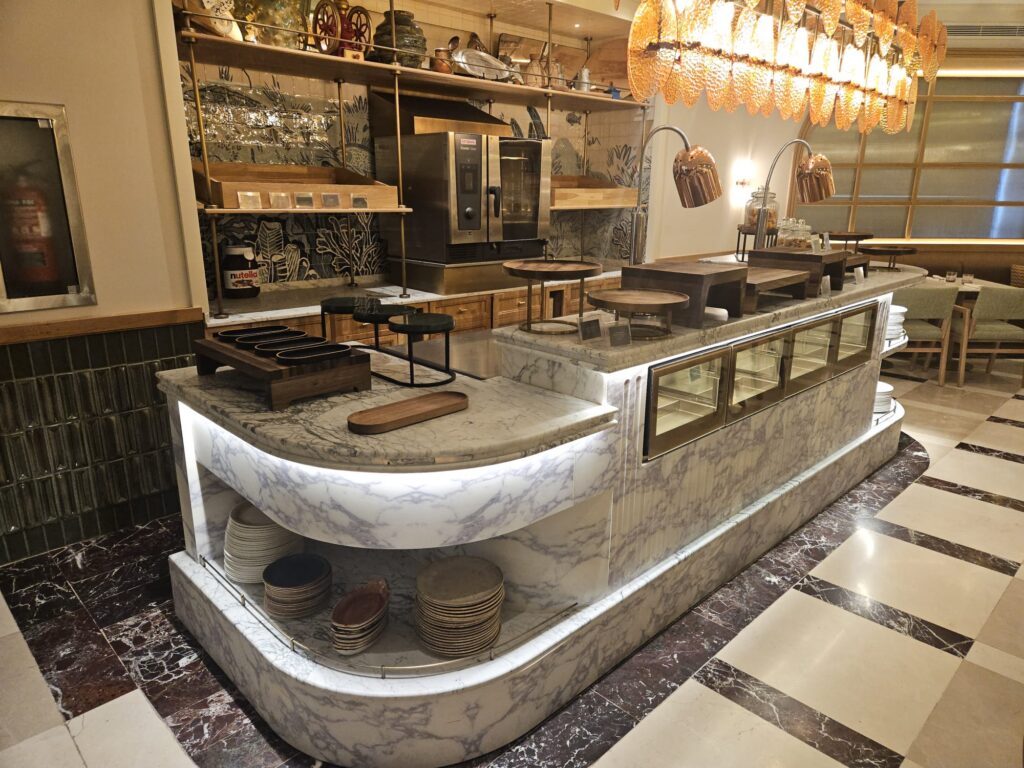 Sistemas de mantenimiento de temperatura en buffet | Advance | Equipamiento de Hostelería
